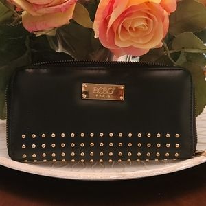 Bcbg wallet